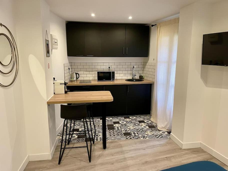Le Moulin 3 - Appartement Tout Confort Centre Ville - Beziers - Wifi - Tv Connecte Extérieur photo