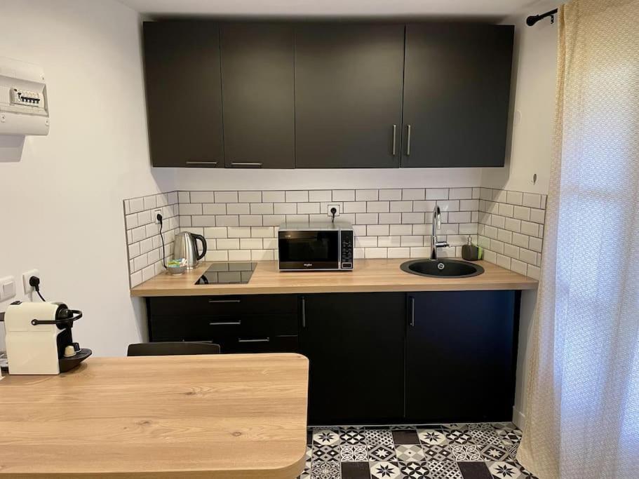 Le Moulin 3 - Appartement Tout Confort Centre Ville - Beziers - Wifi - Tv Connecte Extérieur photo